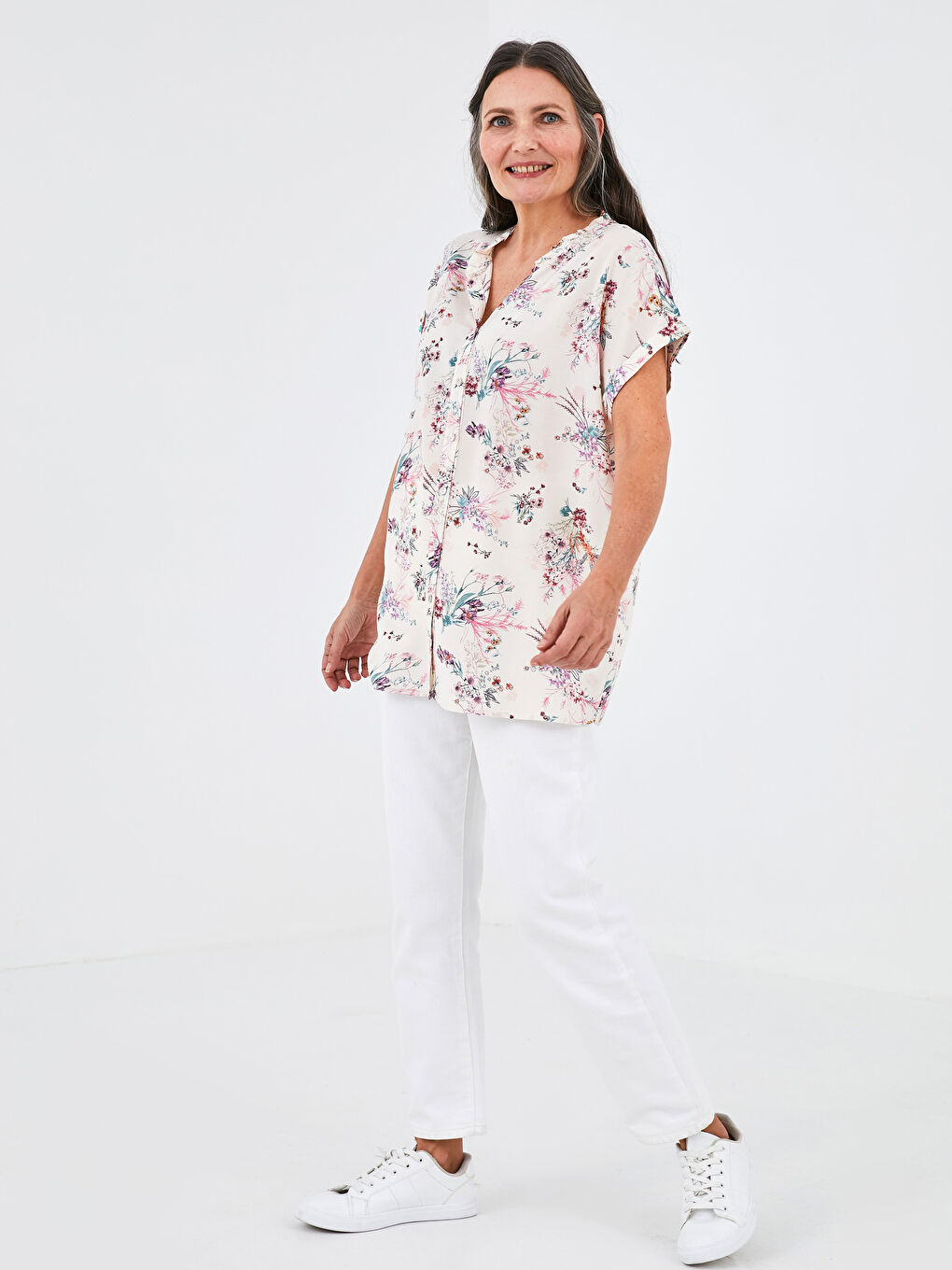 Frilly Turtleneck Short Sleeve Floral Viscose Women's Shirt-2