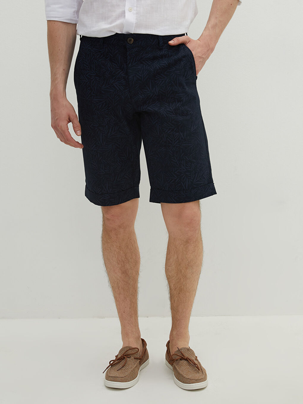 Standard Pattern Patterned Gabardine Men's Shorts-4