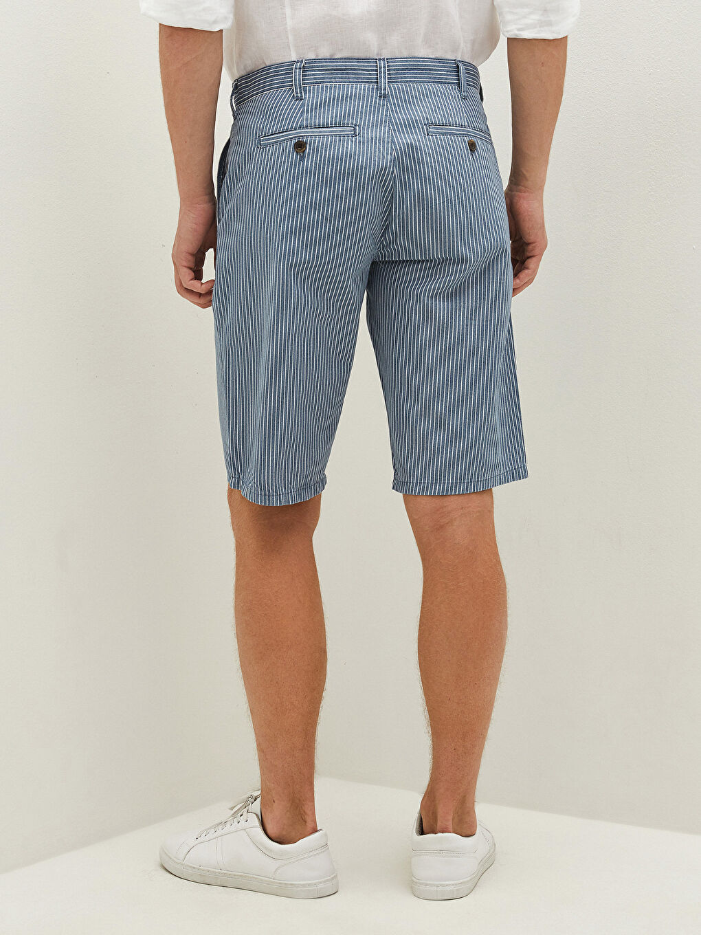 İndigo Standart Kalıp Çizgili Gabardin Erkek Şort-2