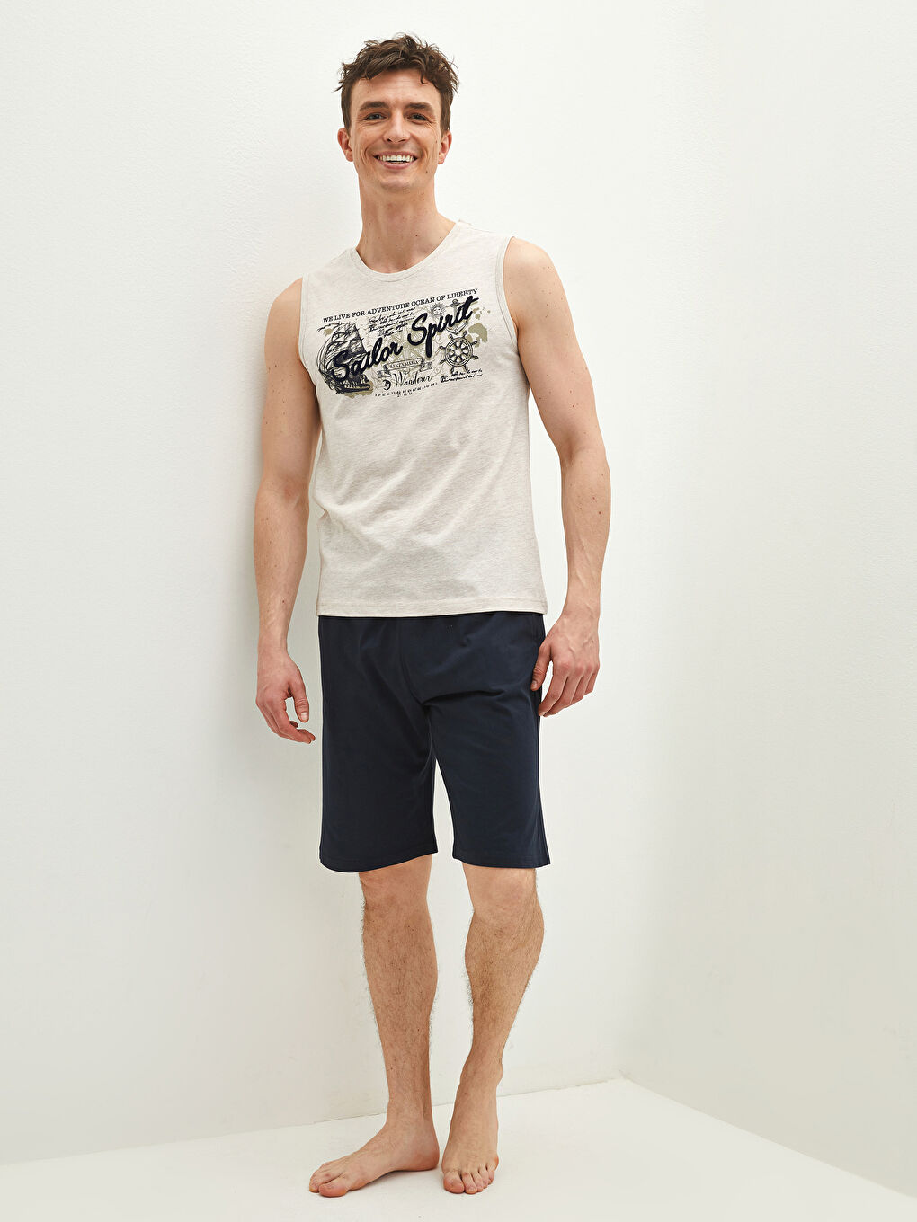 طقم بيجامة قصير عادي للرجال