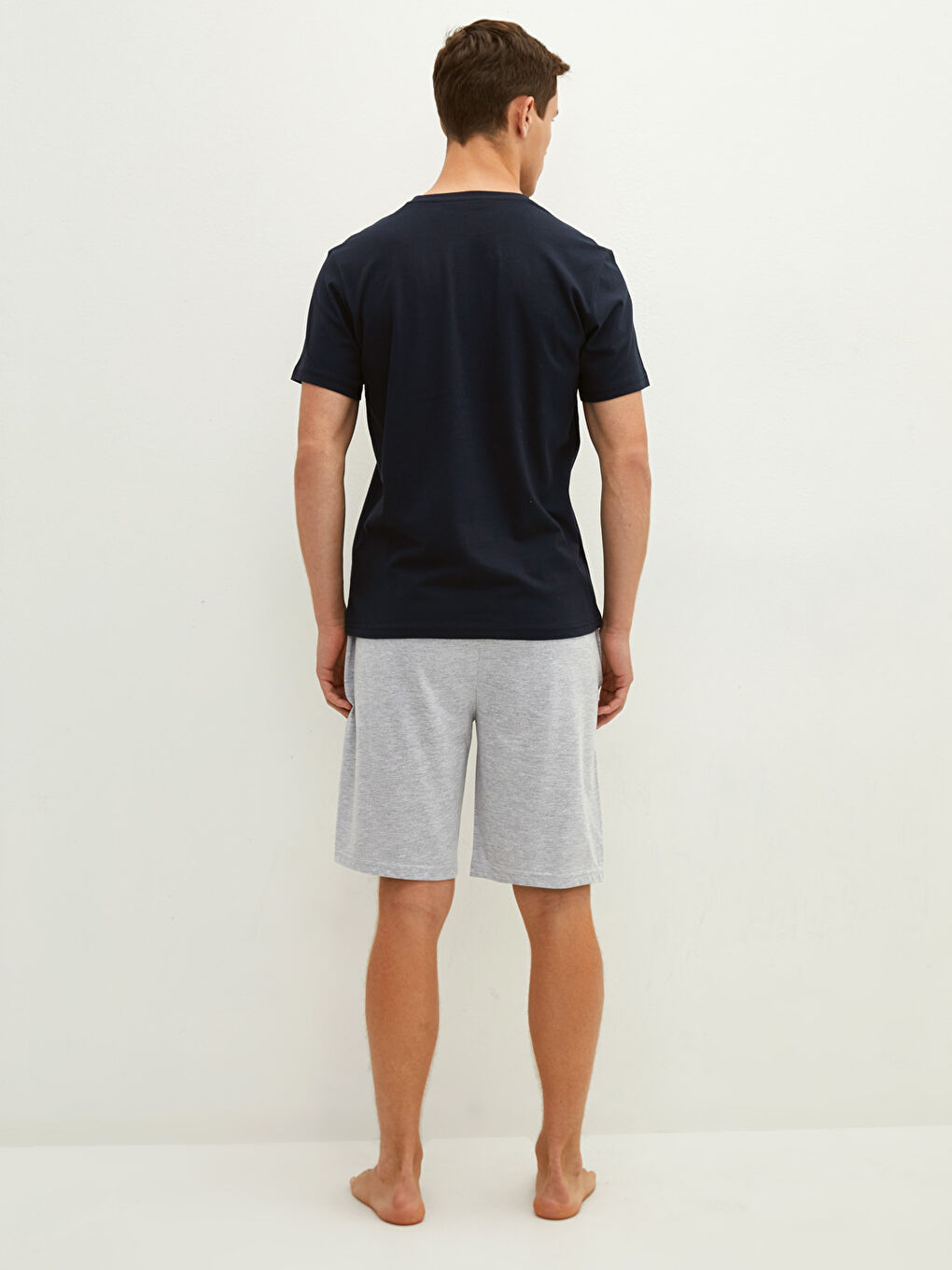 Ensemble pyjama court pour Hommes à coupe régulière-1