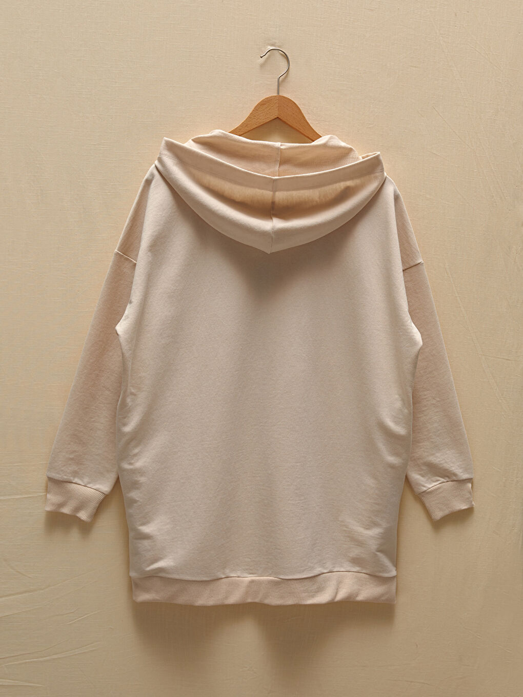 Gri Kapüşon Yaka Baskılı Uzun Kollu Kadın Spor Hırka-6