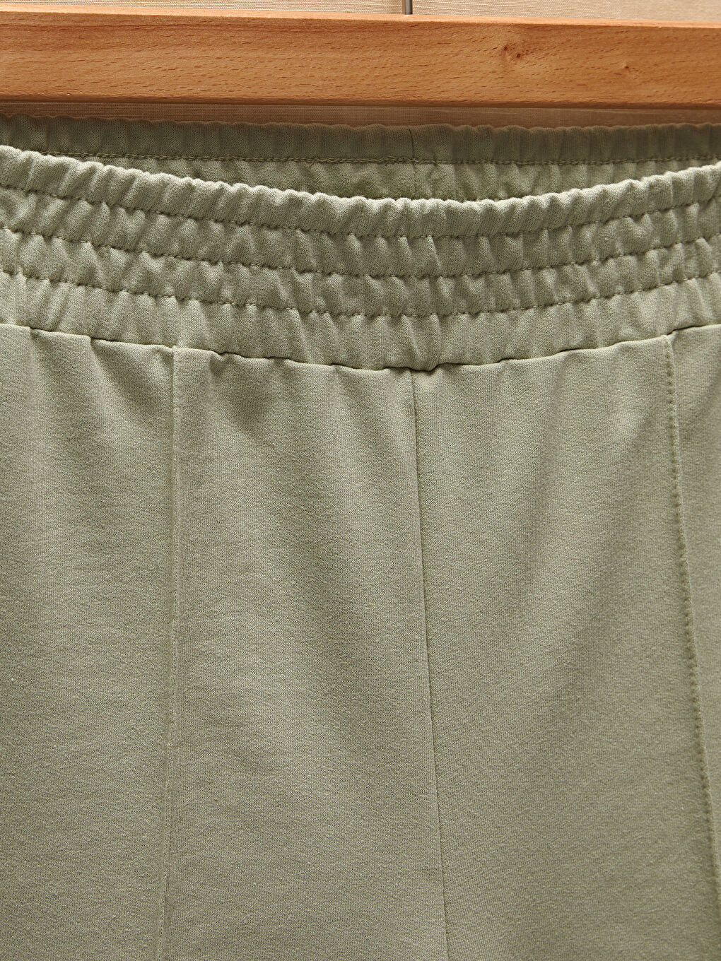 Yeşil Beli Lastikli Düz Bol Paça Kadın Eşofman Alt-7