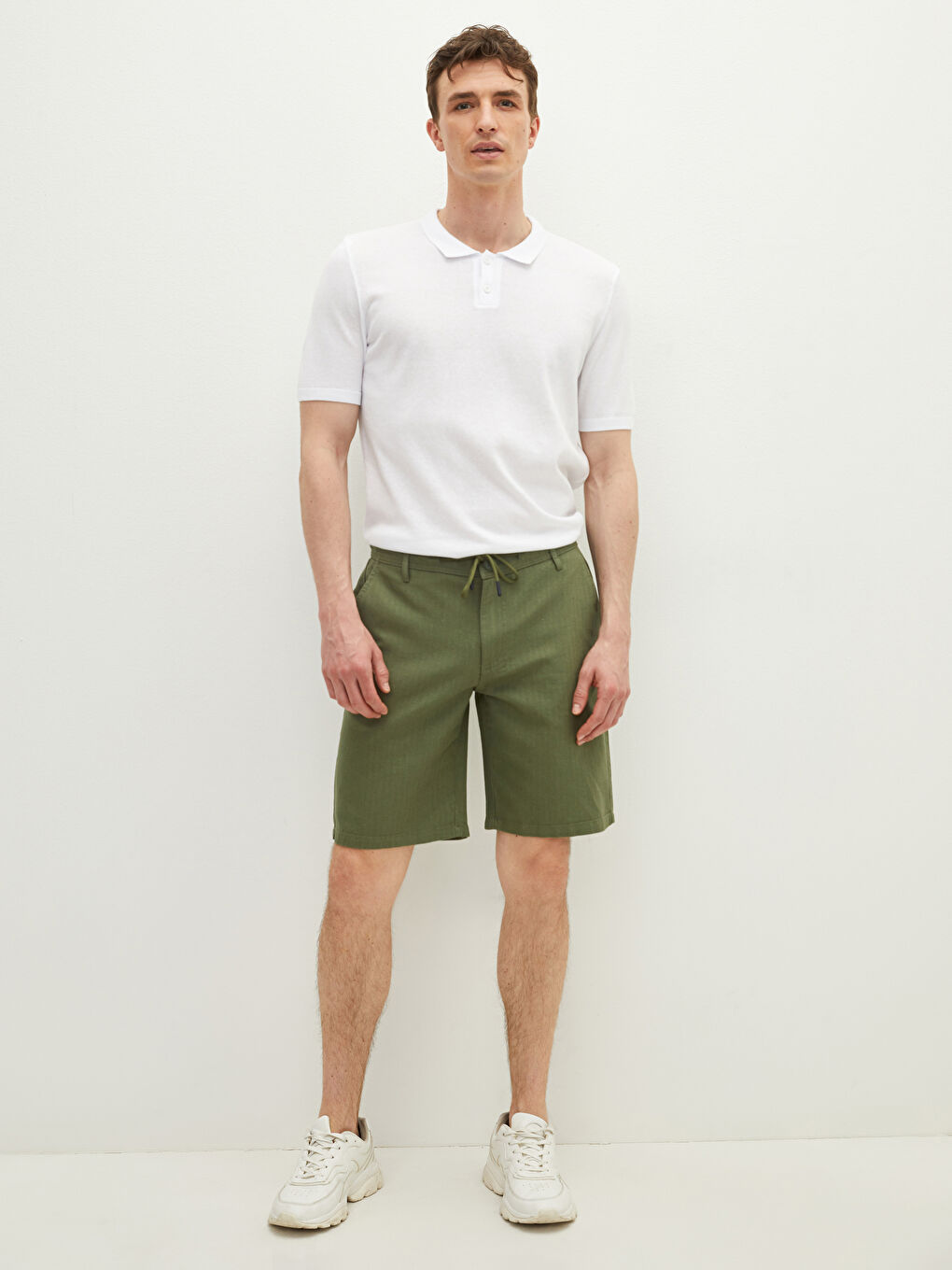 Slim Fit Binding Detail Men's Shorts-1