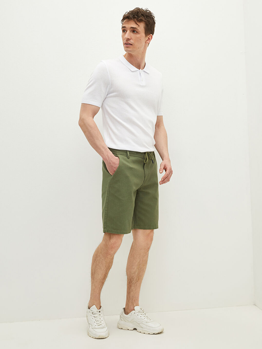 Slim Fit Binding Detail Men's Shorts-2