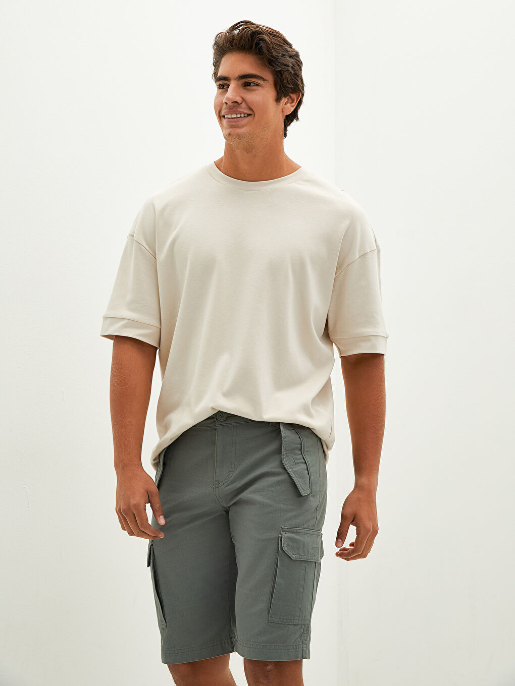 Yeşil Standart Kalıp Erkek Bermuda Şort