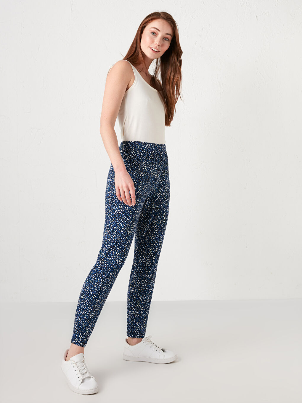 Beli Lastikli Desenli Kadın Eşofman Alt-1