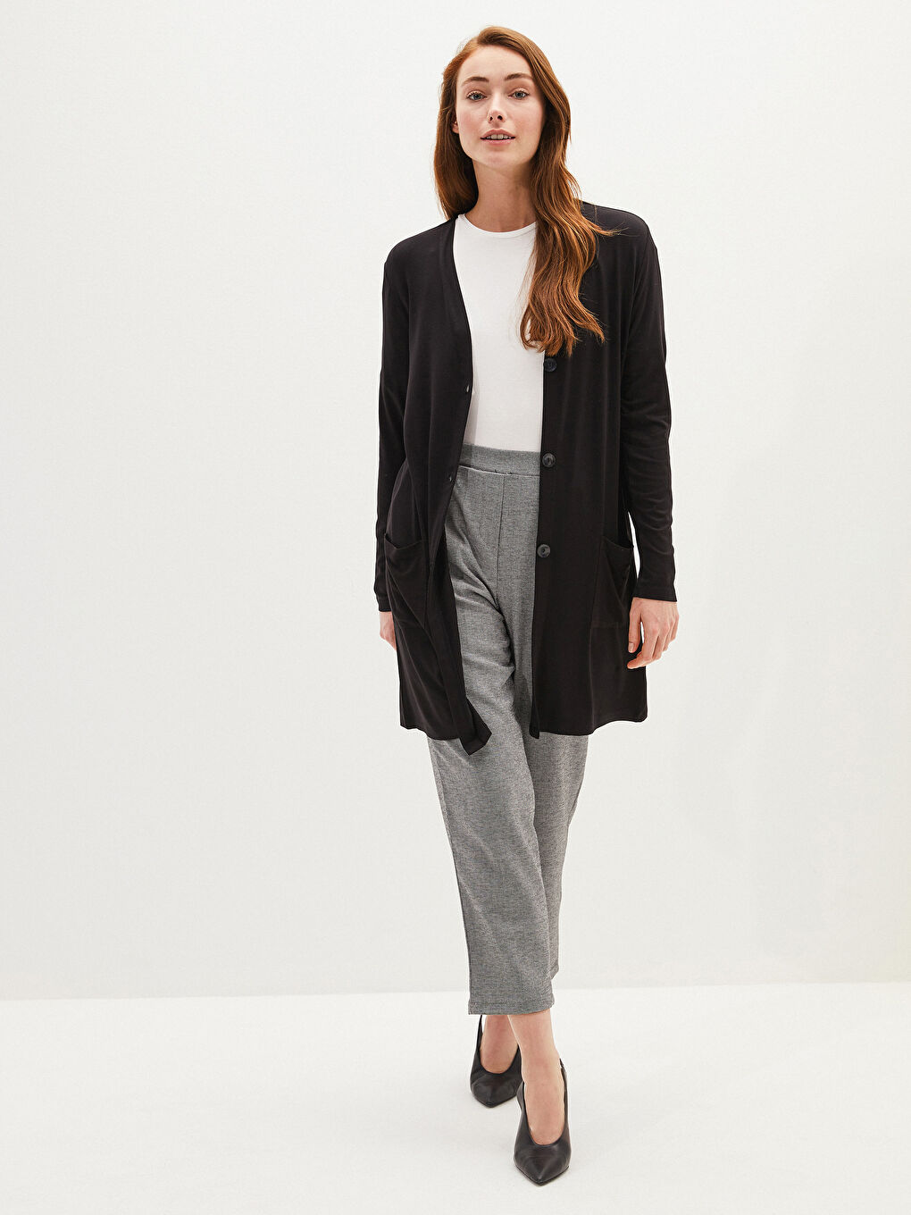 Siyah V Yaka Düz Uzun Kollu Viskon Kadın Hırka-4