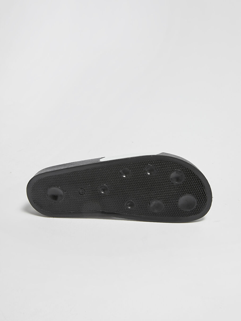 Siyah Deri Görünümlü Looney Tunes Lisanslı Kadın Terlik-3