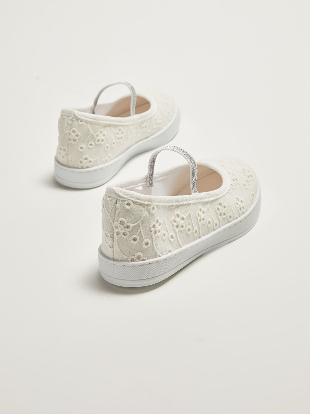 Ballerines Ornées de Dentelle Florale pour Fille-4