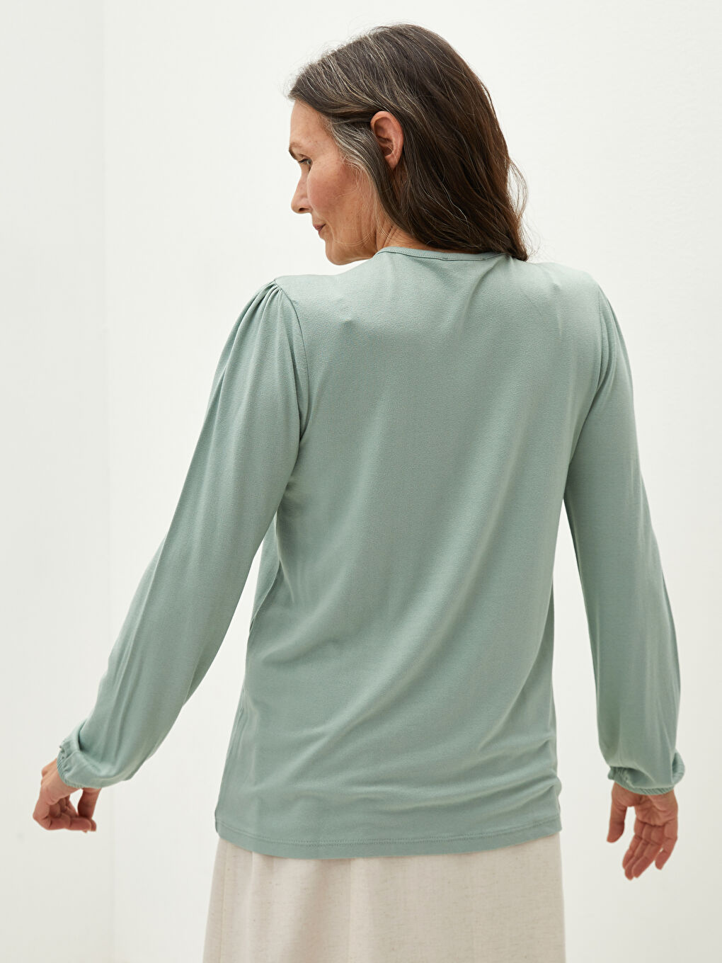 Yeşil Bisiklet Yaka Dantel Detaylı Uzun Kollu Krep Kumaş Kadın Bluz-2