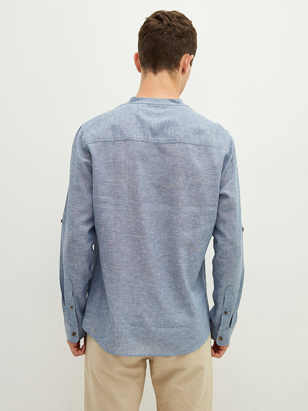 Рубашка слим-фит с воротником-стойкой и длинным рукавом для мужчин-4