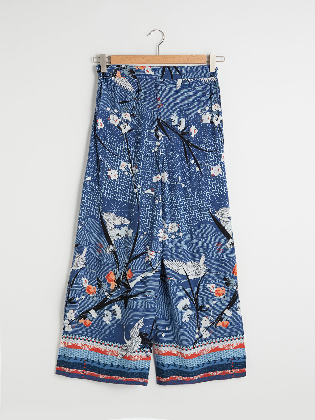 Mavi Bol Paça Desenli Viskon Kadın Pantolon-4