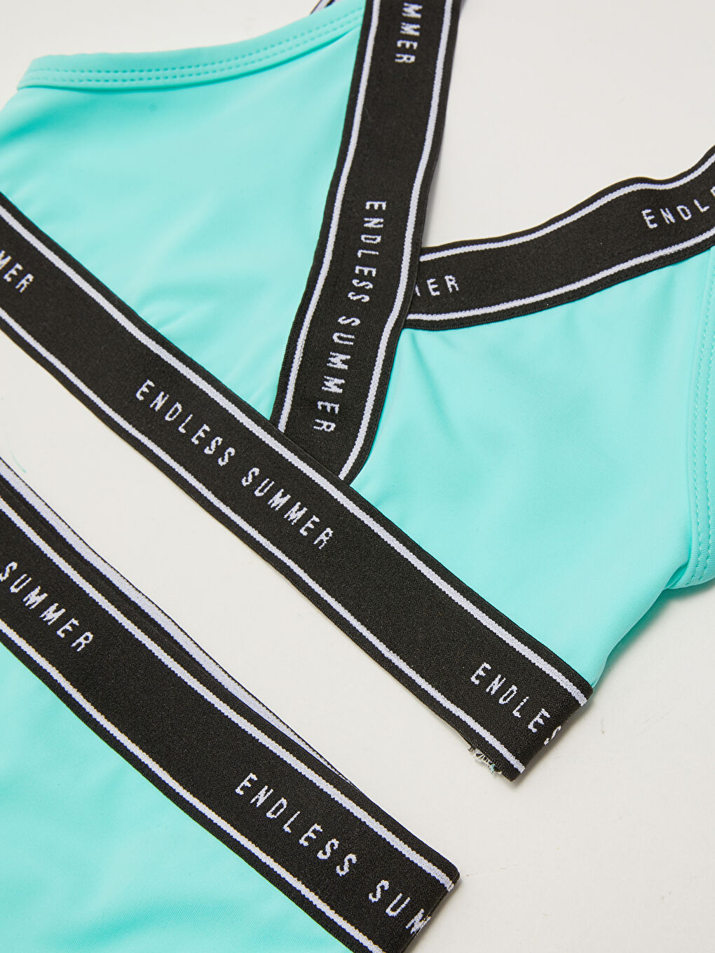 Yeşil Esnek Kumaştan Yazı Baskılı Kız Çocuk Bikini-2