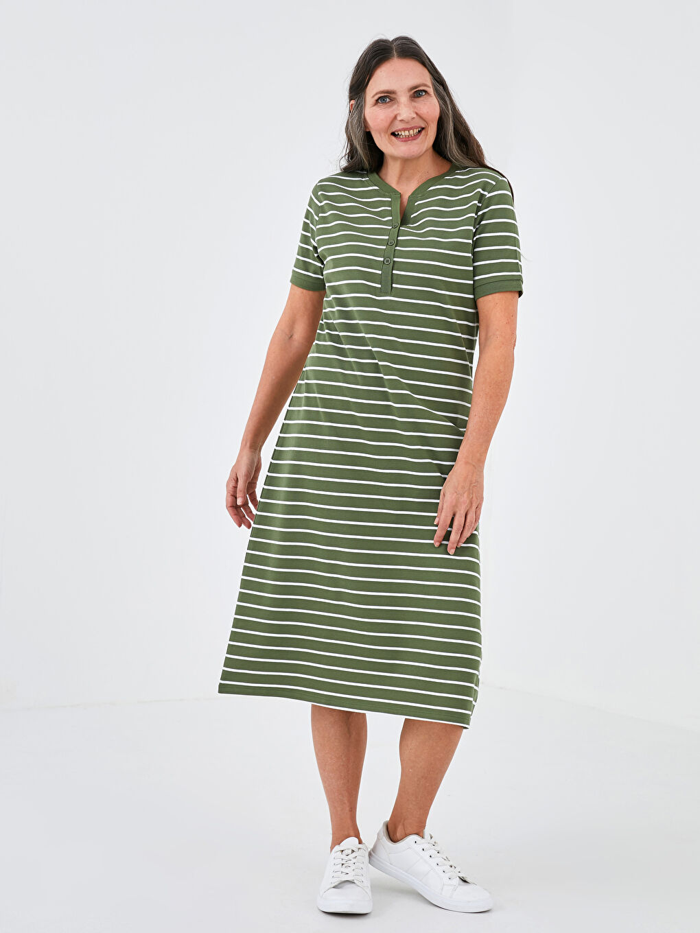 Haki Kaçık Yaka Çizgili Kısa Kollu Pike Kumaş Kadın Elbise-4