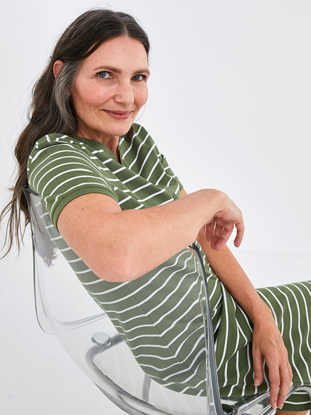 Haki Kaçık Yaka Çizgili Kısa Kollu Pike Kumaş Kadın Elbise-2