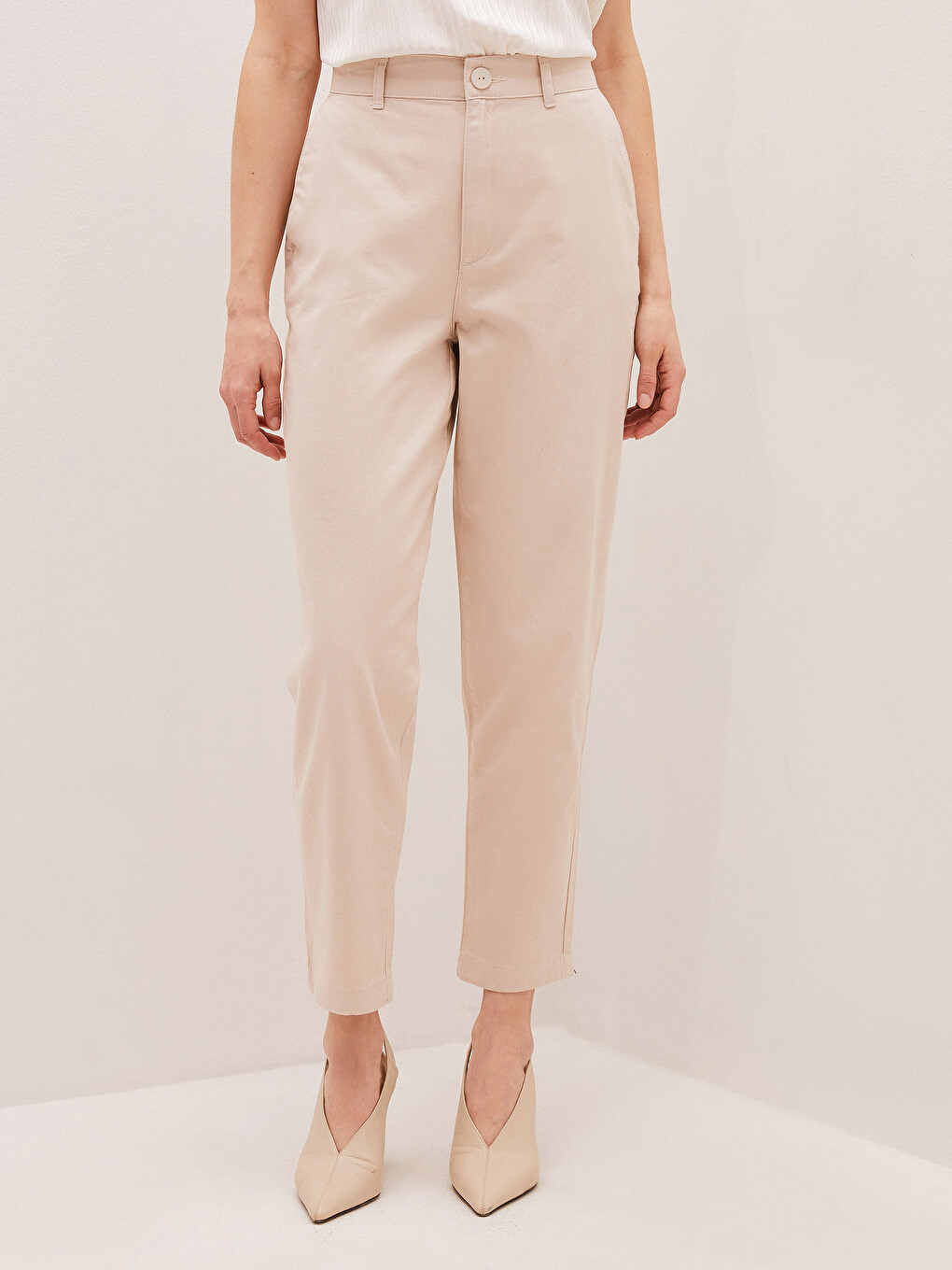 Bej Bol Fit Düz Cep Detaylı Kadın Gabardin Pantolon-7