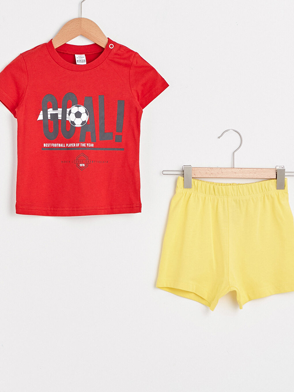 Kırmızı Bisiklet Yaka Kısa Kol Baskılı Erkek Bebek Tişört ve Şort 2'li-2