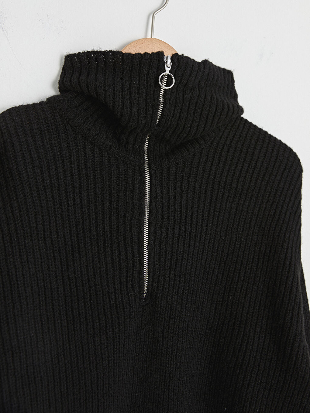 Siyah Yarım Balıkçı Yaka Düz Uzun Kollu Yakası Fermuarlı Kadın Triko Kazak-7