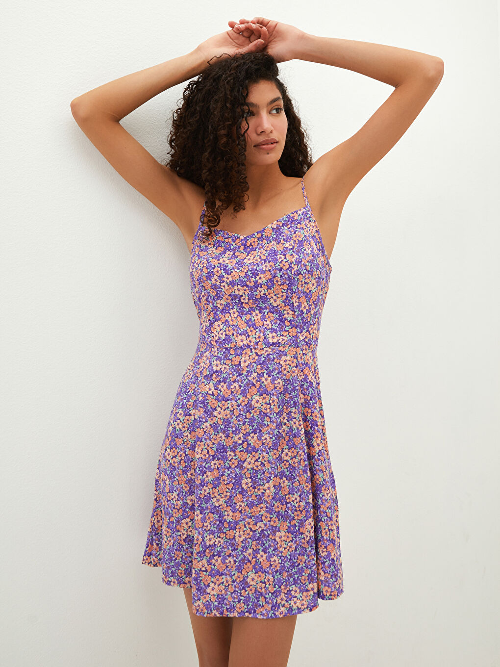 Lila Askılı Çiçek Baskılı Viskon Kadın Elbise