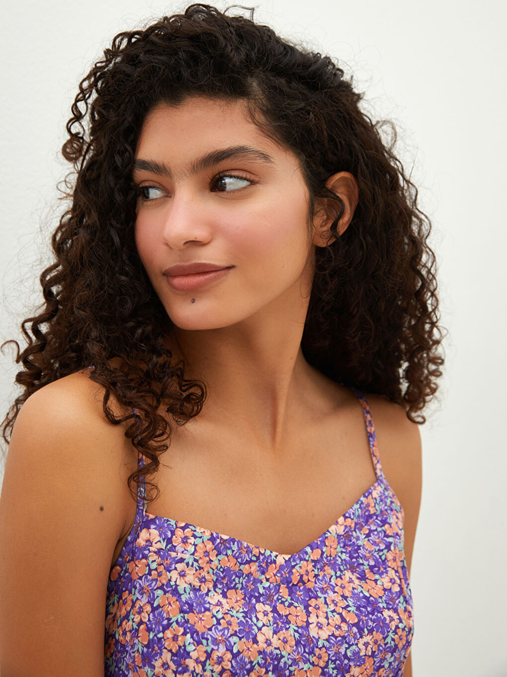 Lila Askılı Çiçek Baskılı Viskon Kadın Elbise-2