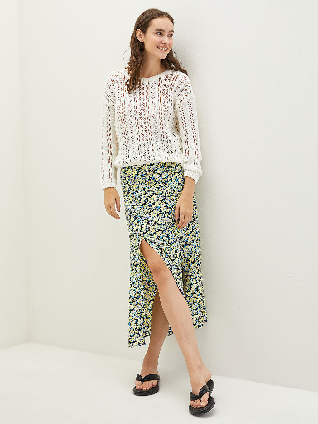 Mavi Beli Lastikli Çiçekli A Kesim Maroken Kumaş Kadın Etek-1