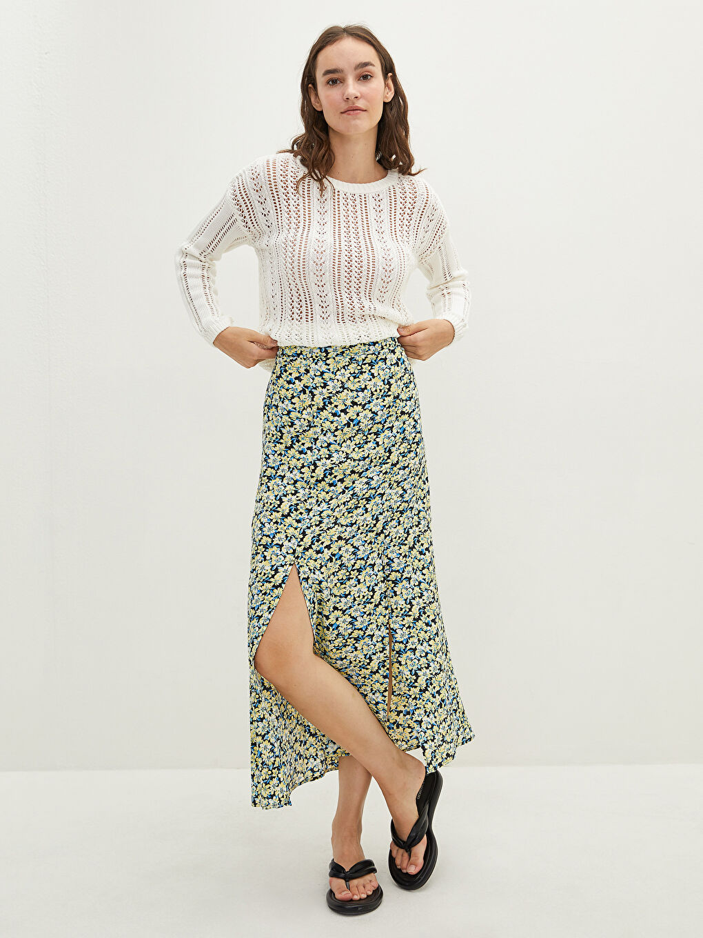 Mavi Beli Lastikli Çiçekli A Kesim Maroken Kumaş Kadın Etek-2