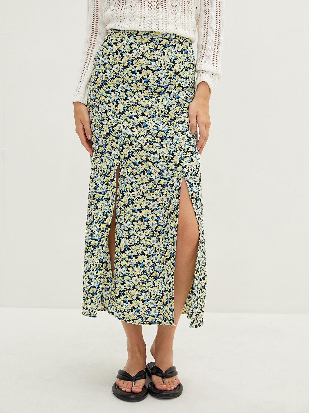 Mavi Beli Lastikli Çiçekli A Kesim Maroken Kumaş Kadın Etek-3