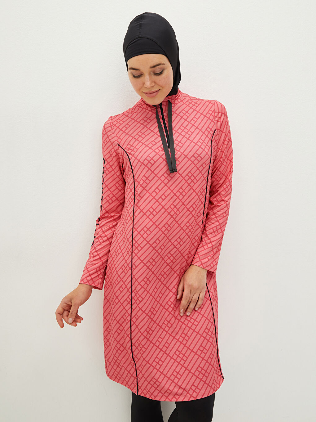 Mercan Desenli Kadın Tesettür Mayo-2