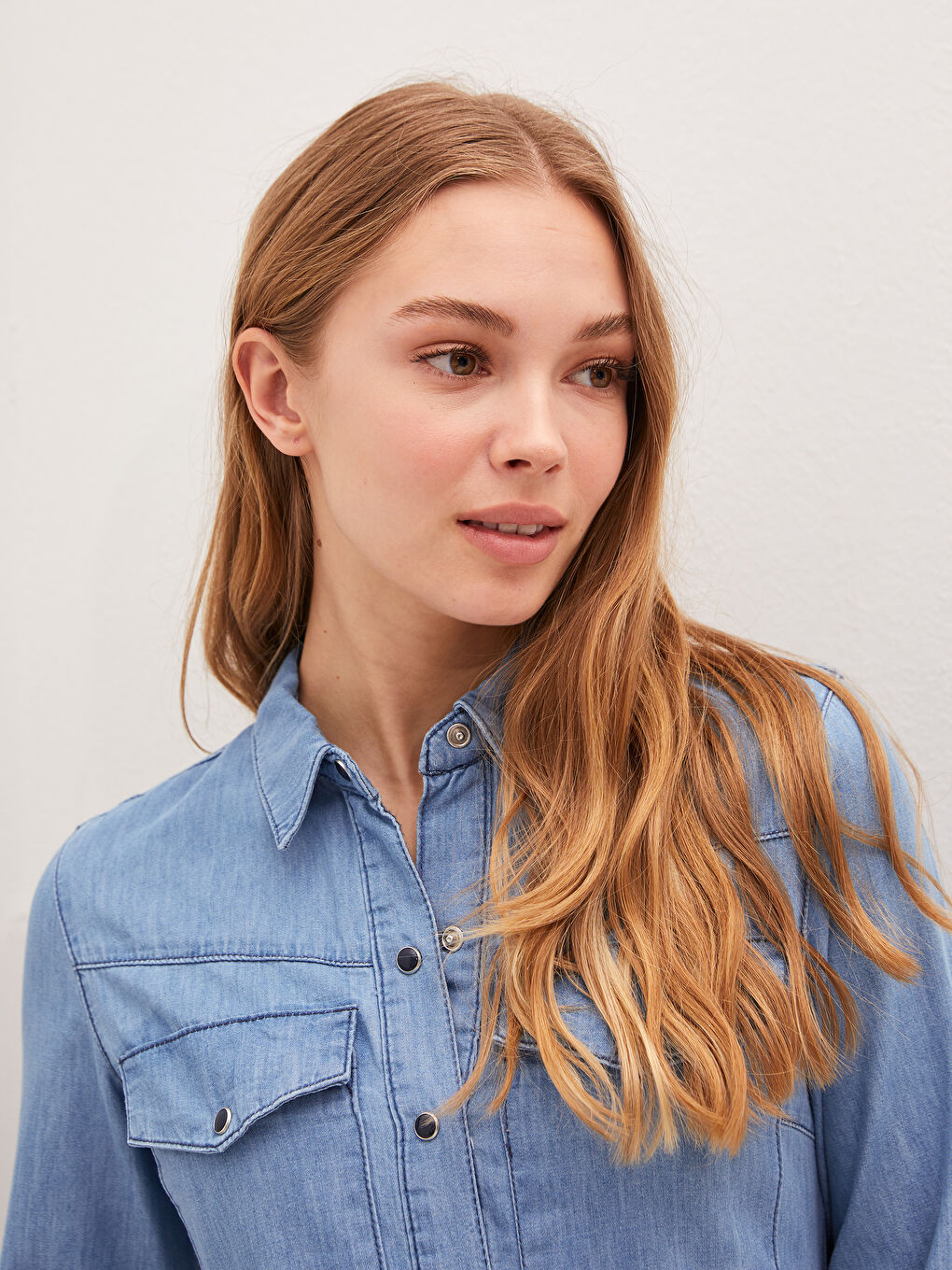 فستان جينز برقبة بياقة سادة كم طويل للسيدات-3