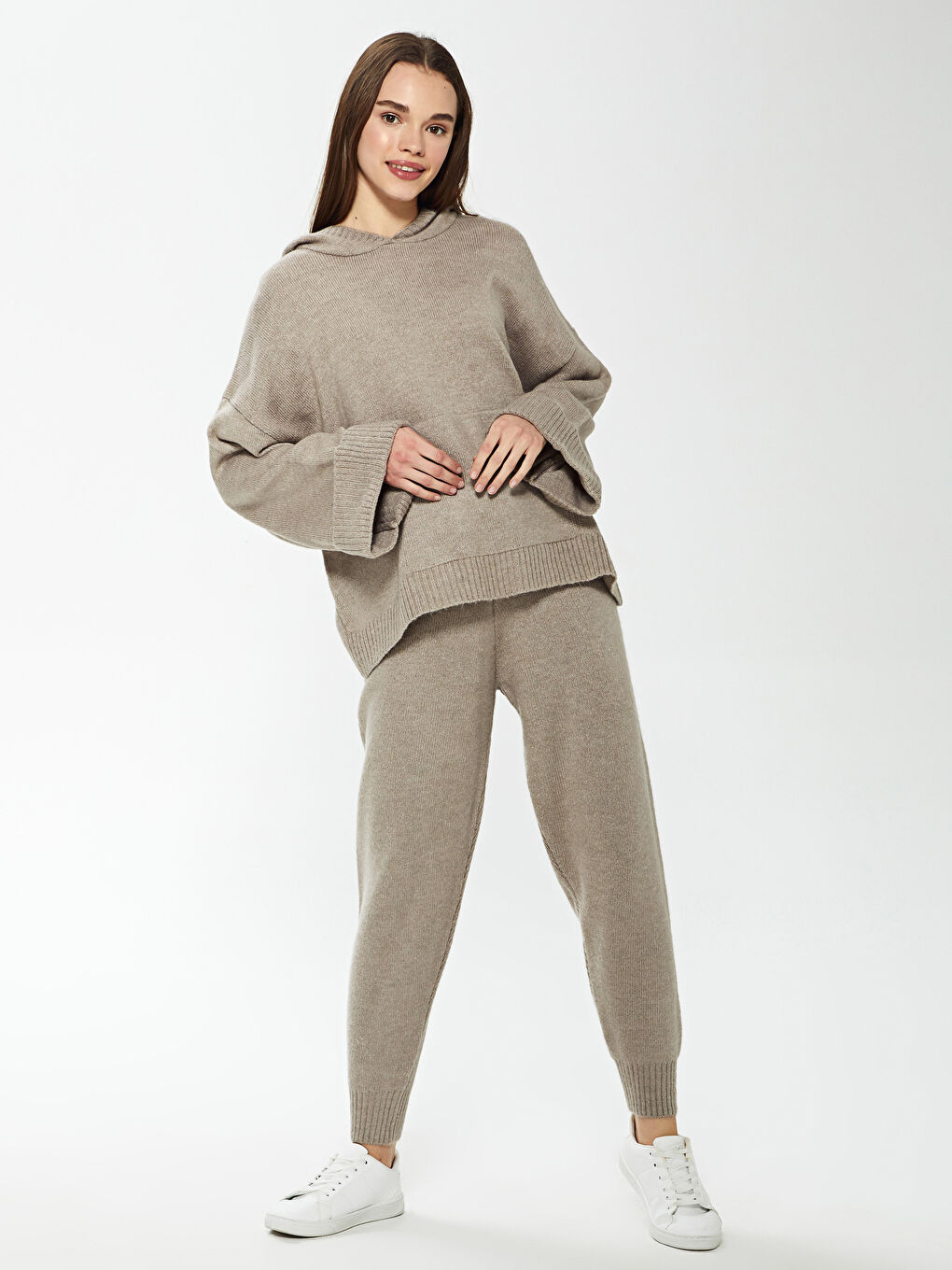 Bej Beli Lastikli Bilek Boy Kadın Triko Pantolon-2