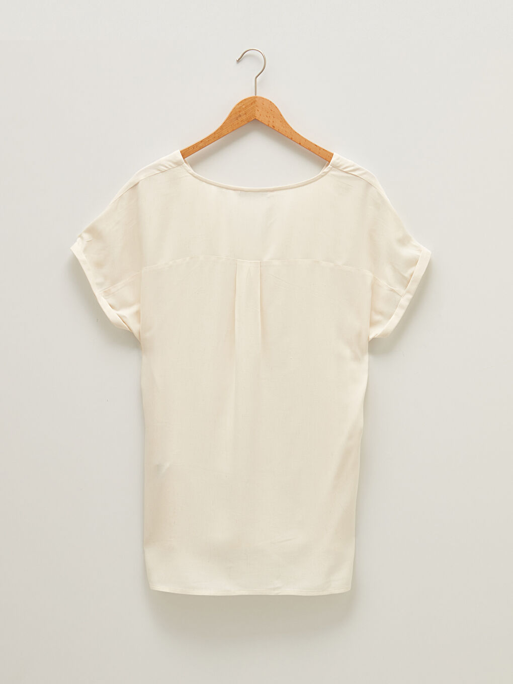 Bej V Yaka Düz Kısa Kol Kadın Bluz-6