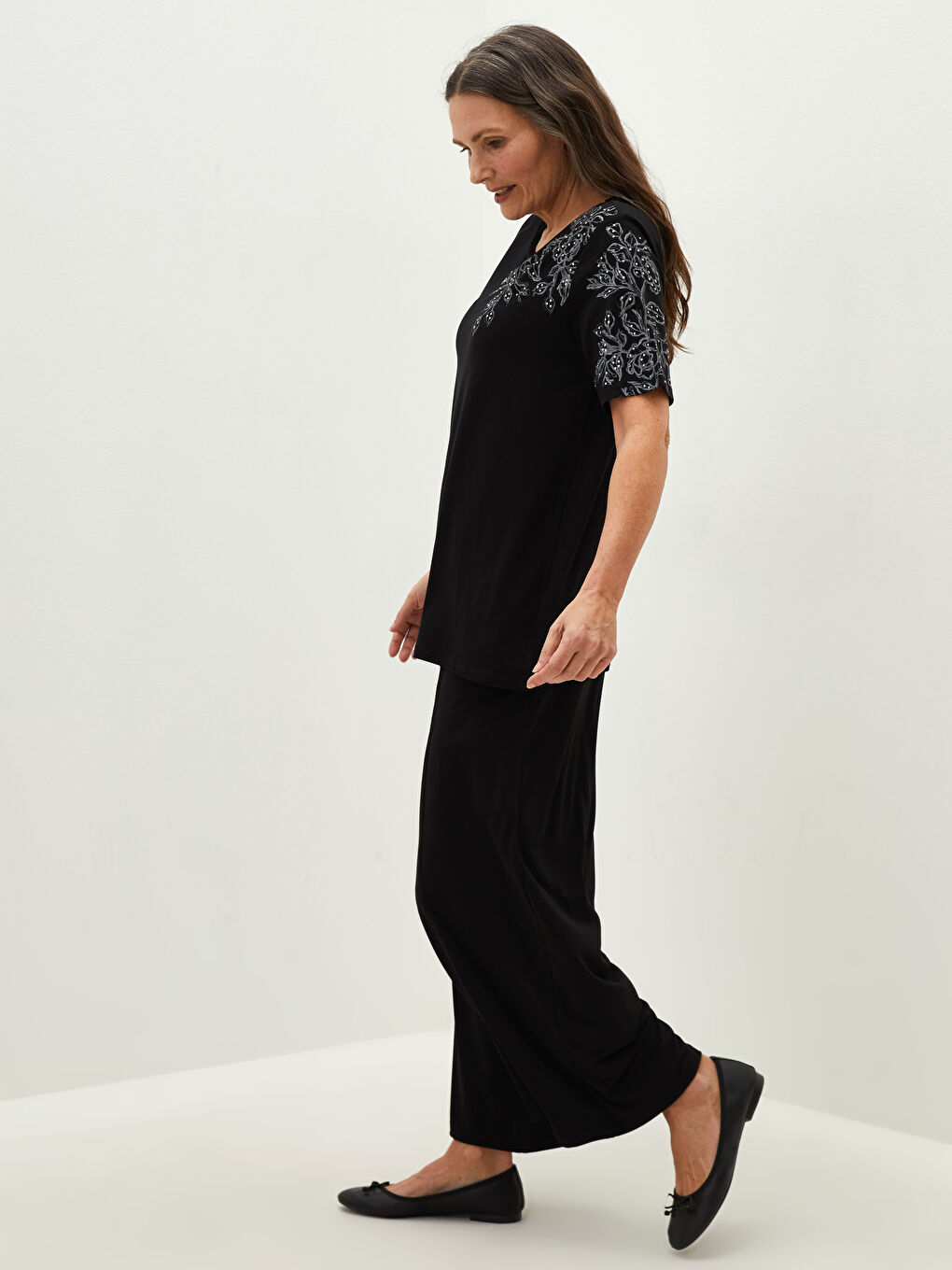 Crew Neck Printed Short Sleeve Women's Blouse-1