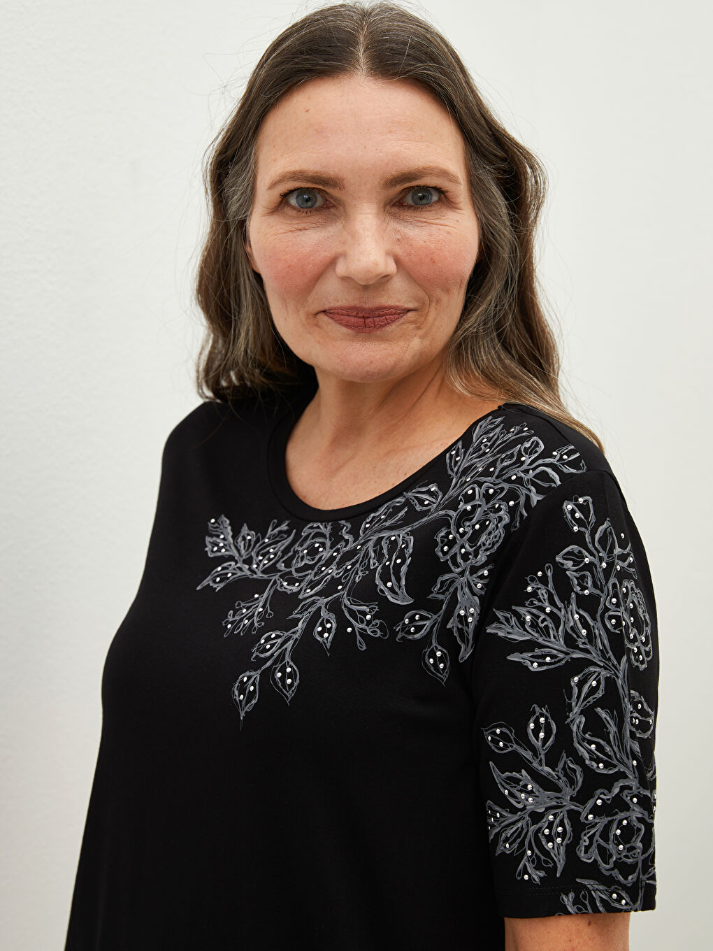 Crew Neck Printed Short Sleeve Women's Blouse-2