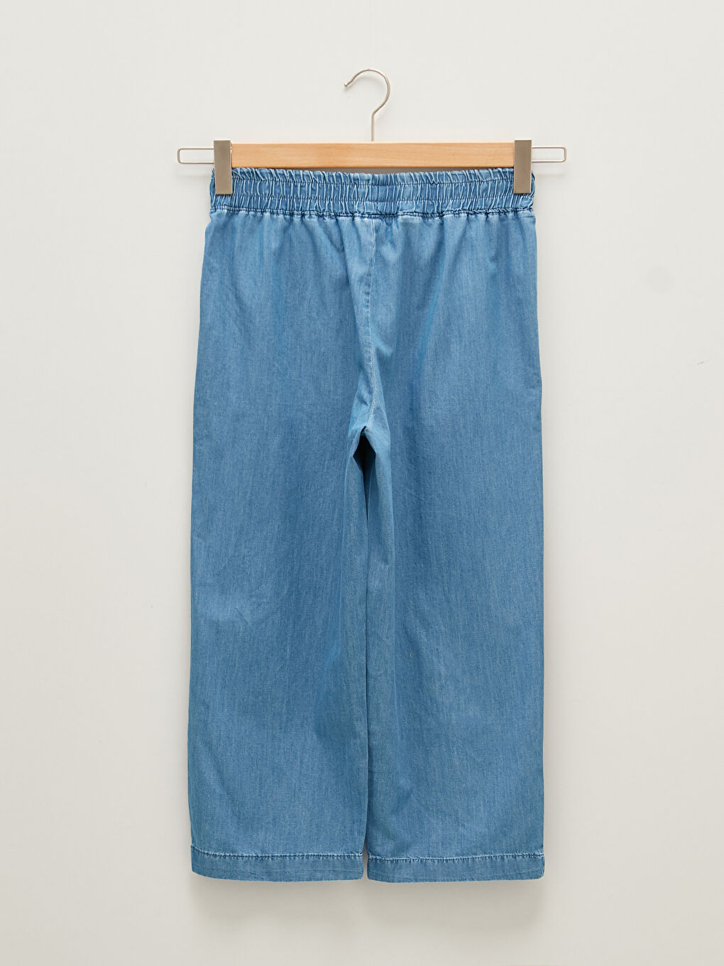 بنطلون جينز قصير روديو حريمي بتفاصيل جيب وخصر مطاطي وقصة مستقيمة-7