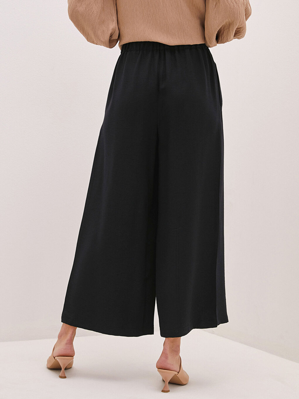 Waist Elastic Straight Comfort Fit Pocket Detailed Textured Fabric Women's Trousers -S1G801Z8-CVL