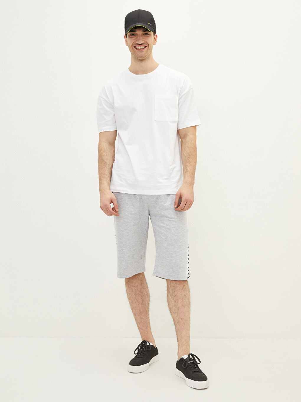 Standard Pattern Printed Men's Roller Shorts-1
