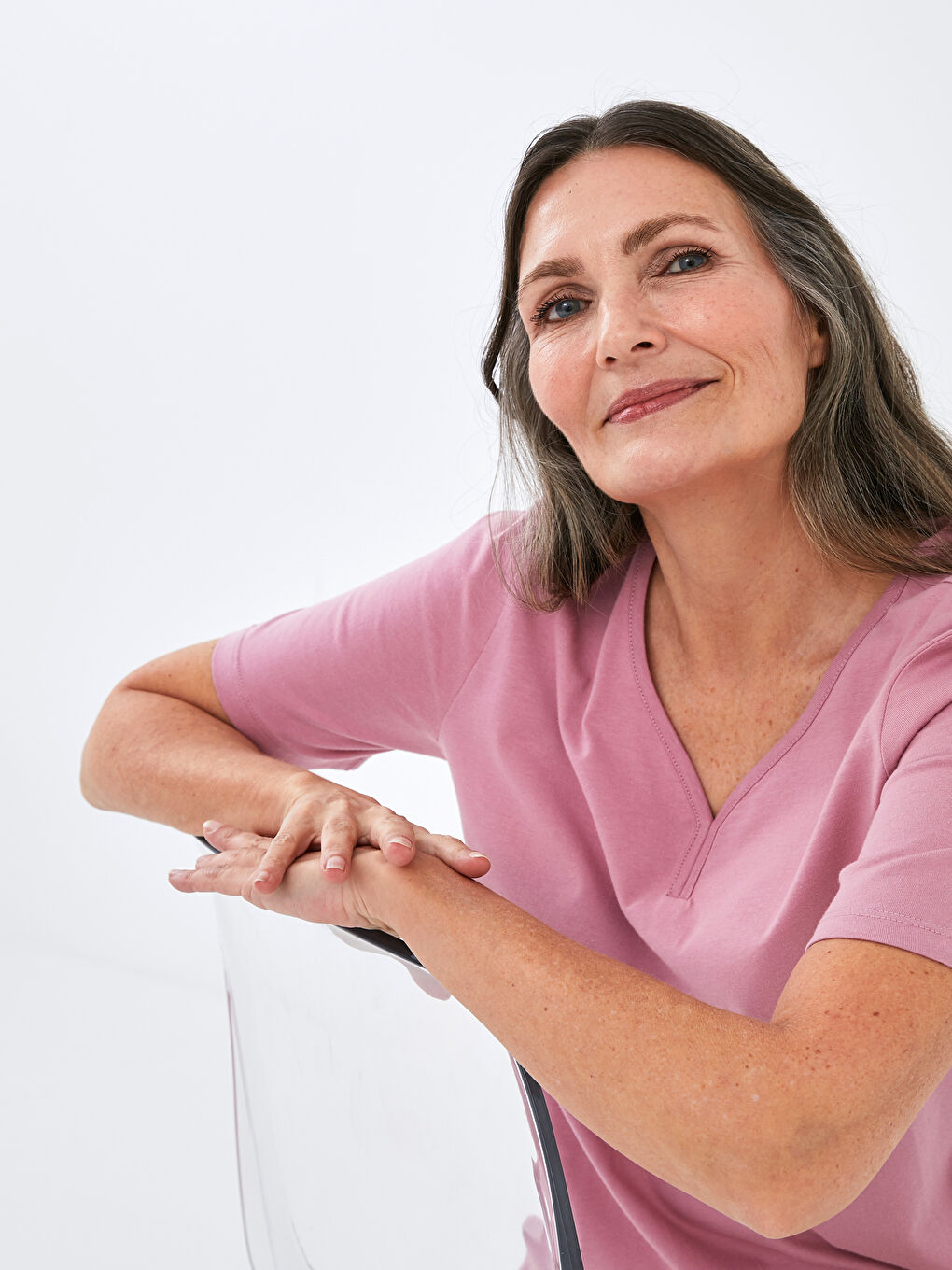 V Neck Straight Short Sleeve Cotton Women's T-Shirt-1