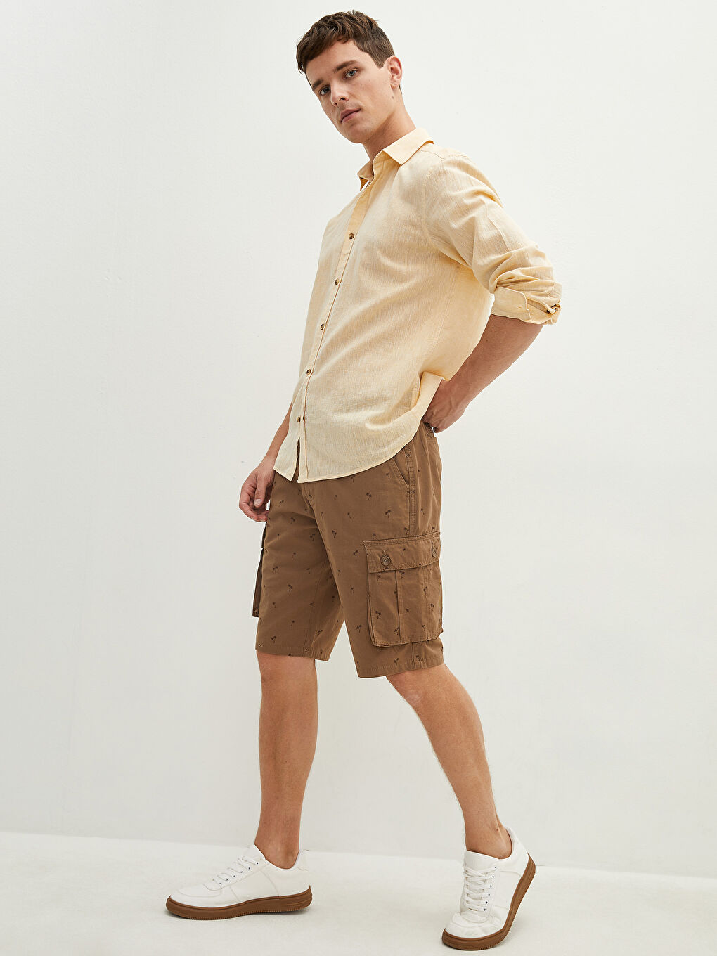 شورت رجالي بنقشة بقصة عادية-1