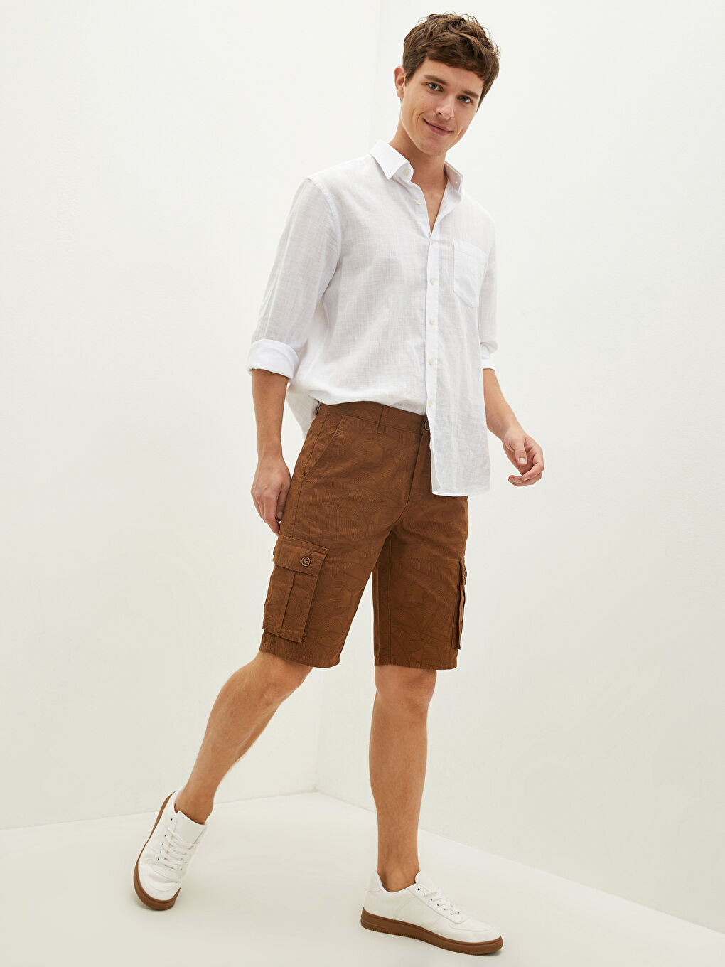 Standard Fit Twill Men's Cargo Shorts-2
