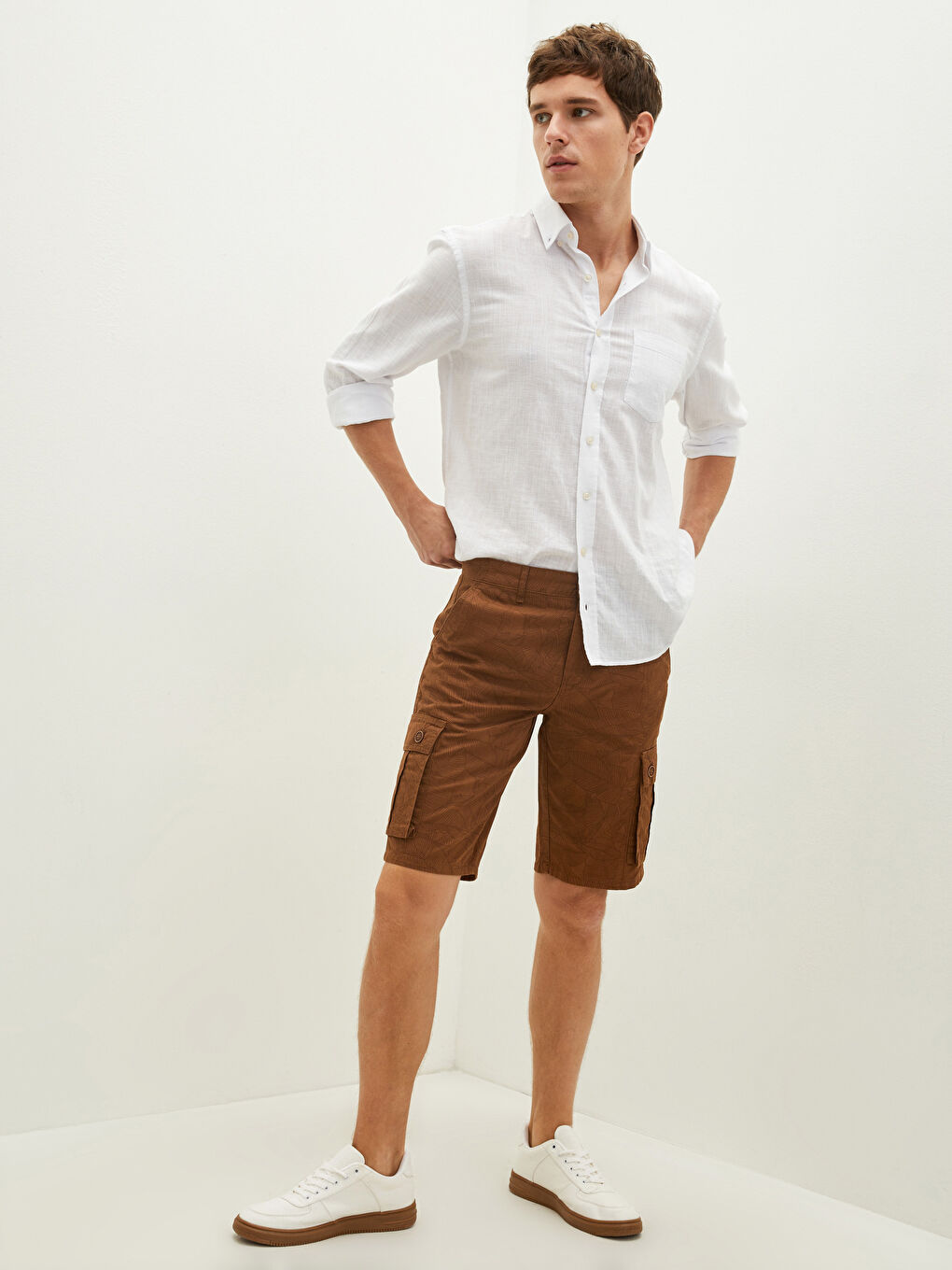 Standard Fit Twill Men's Cargo Shorts-3