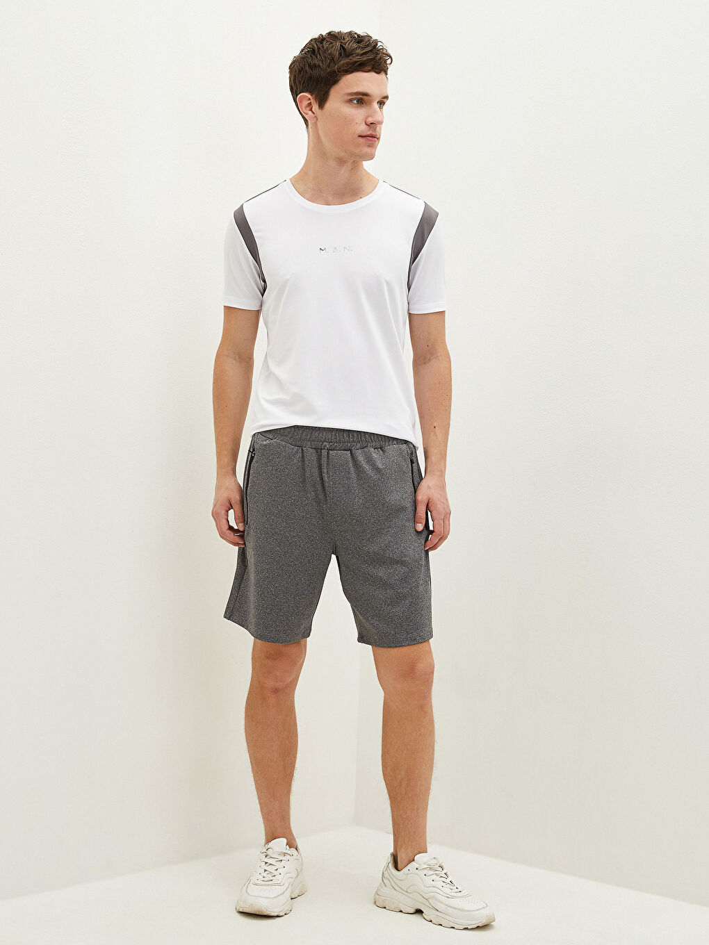 Beyaz Bisiklet Yaka Kısa Kollu Erkek Aktif Spor Tişört-2