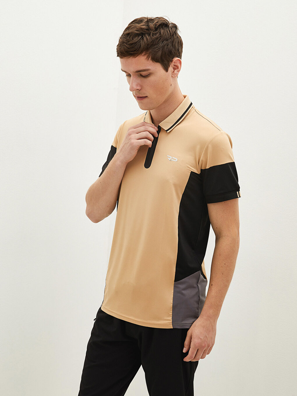 Bej Polo Yaka Kısa Kollu Aktif Spor Erkek Tişört-2