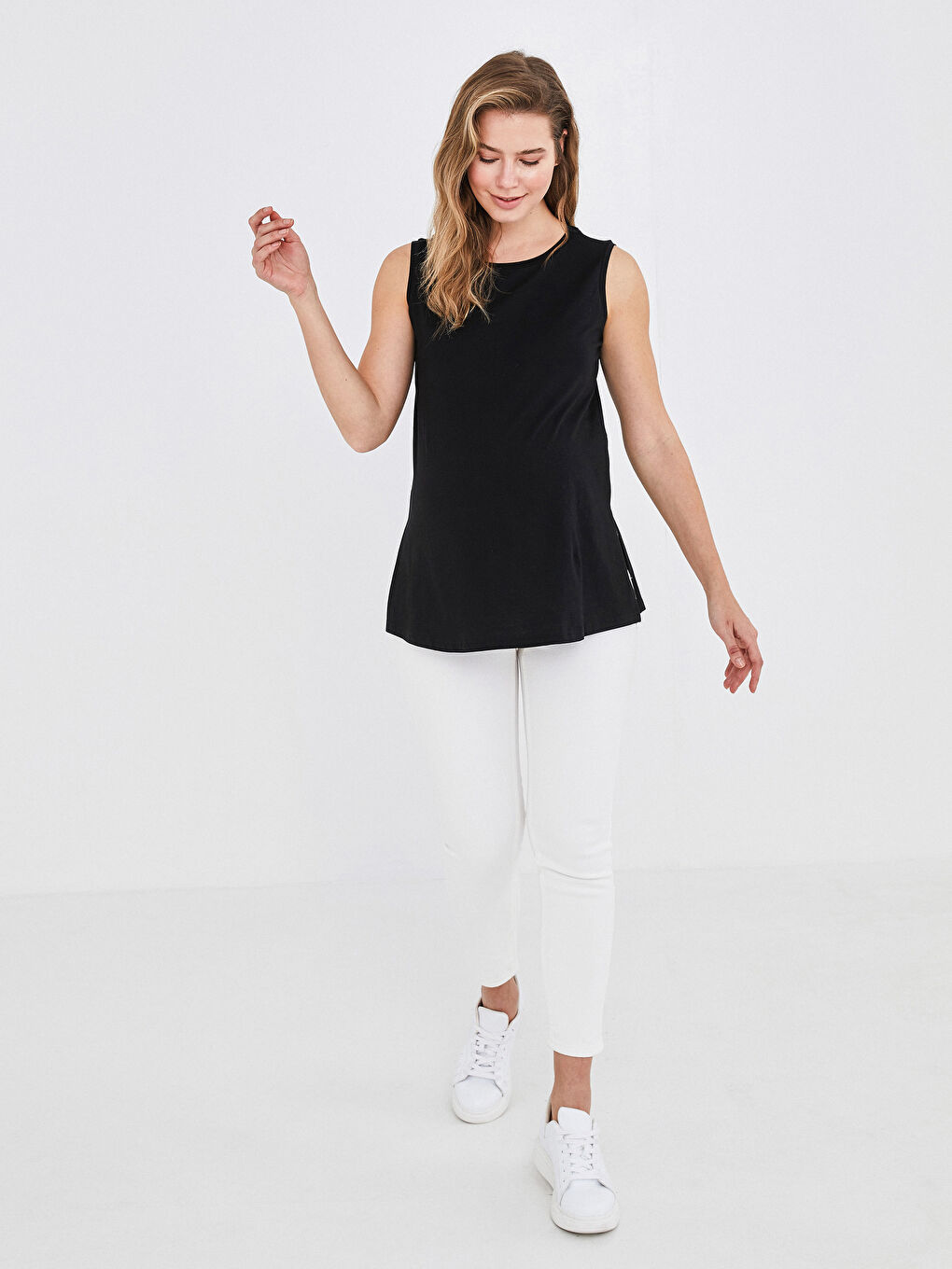 Siyah Bisiklet Yaka Düz Kolsuz Pamuklu Hamile Atlet-3