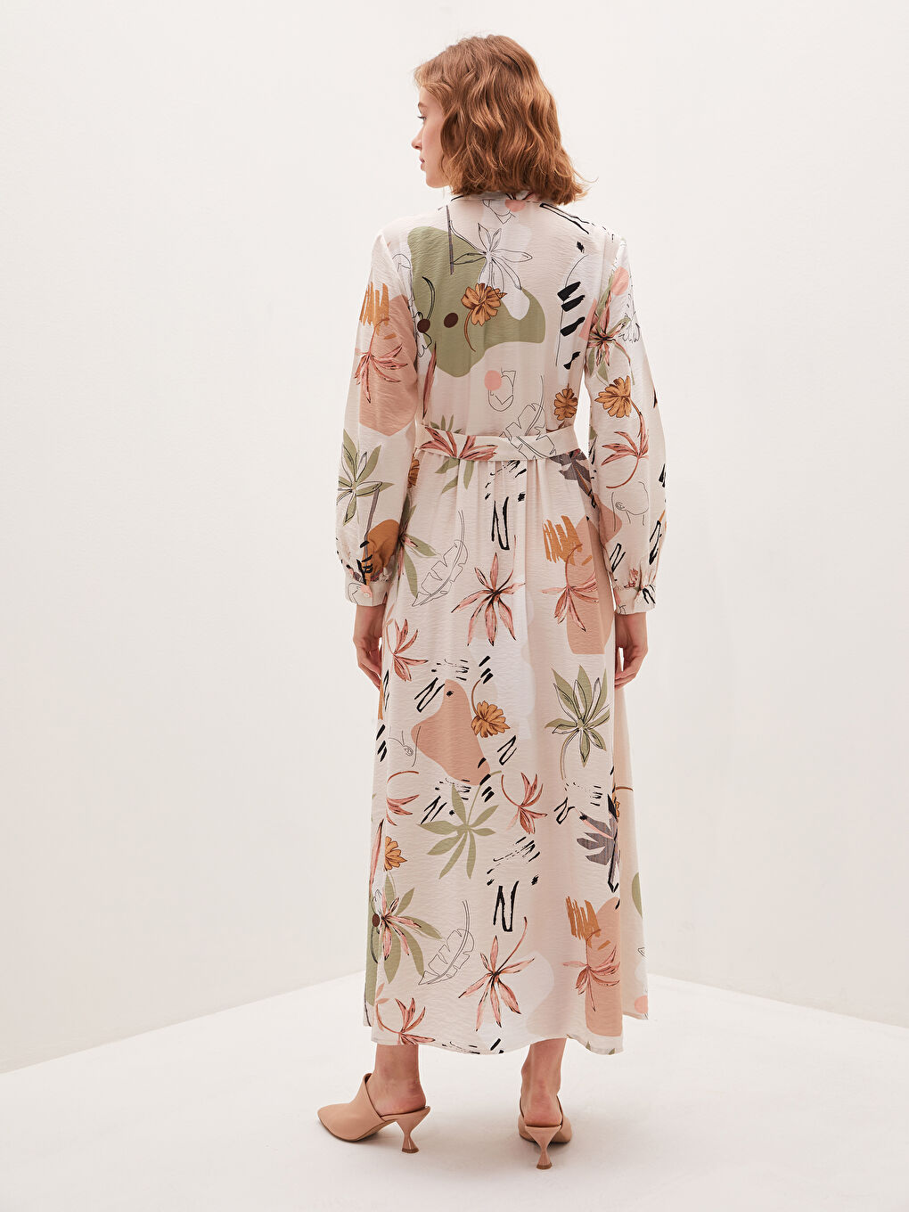 Ekru Gömlek Yaka Çiçek Baskılı Uzun Kollu Beli Kuşaklı Kadın Elbise-3
