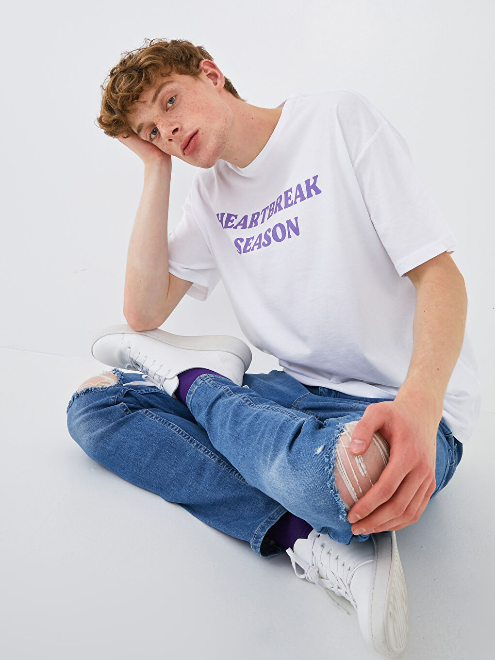 Beyaz Oversize Bisiklet Yaka Kısa Kollu Baskılı Penye Erkek Tişört-2