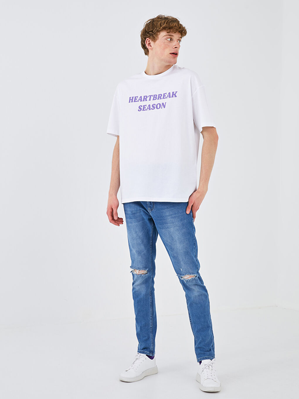 Beyaz Oversize Bisiklet Yaka Kısa Kollu Baskılı Penye Erkek Tişört-4