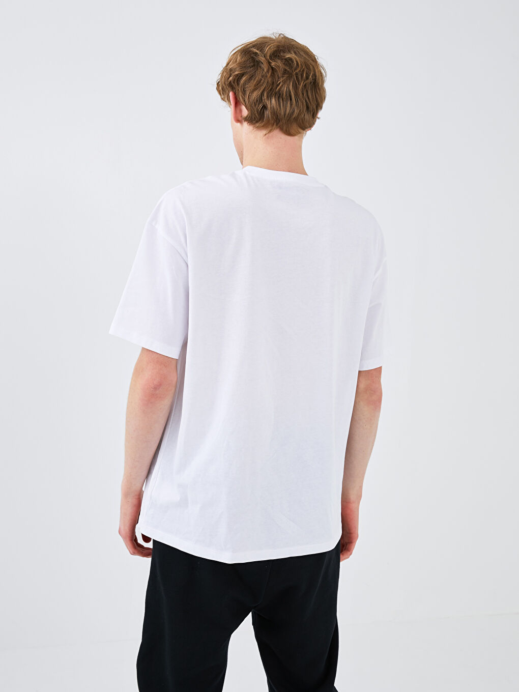 Beyaz Bisiklet Yaka Kısa Kollu Baskılı Penye Erkek Tişört-6