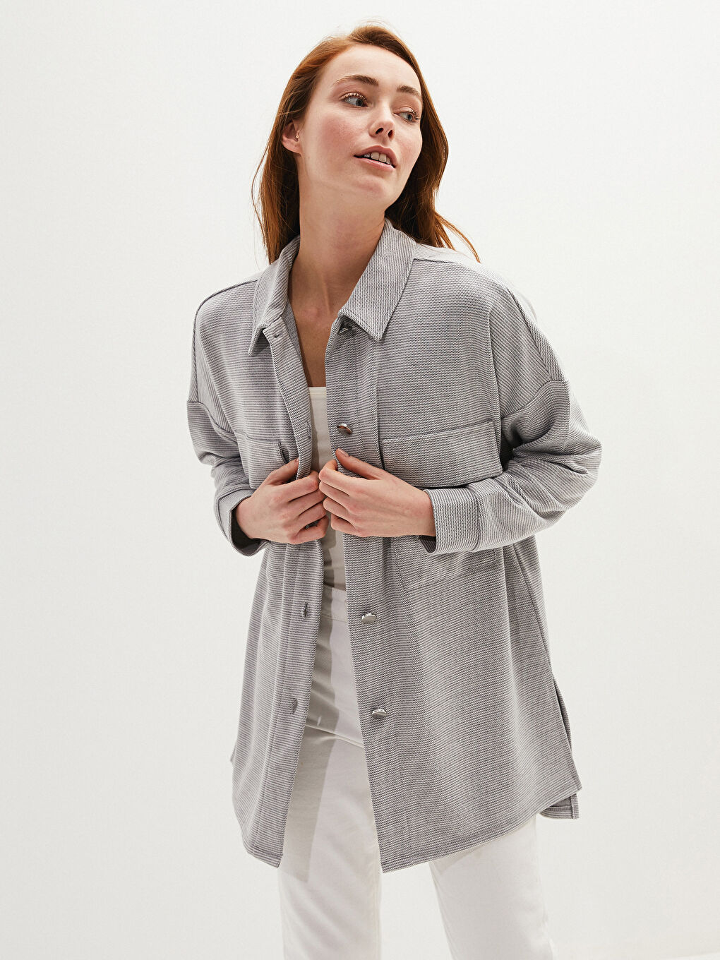 Gri Düğme Kapamalı Çizgili Uzun Kollu Cep Detaylı Kadın Gömlek Ceket
