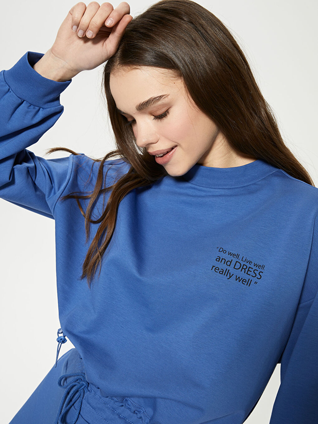 سویتشێرت قۆڵ درێژ چاپکراوی یه‌خه‌ خڕ بۆ ژنان-6